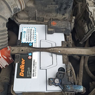 Замена аккумулятора на Lexus NX I 2014 - 2017 2.0 150 л.c.  Замена аккумулятора на Lexus NX I 2014 - 2017 2.0 150 л.c.